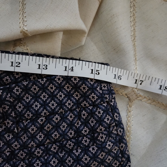 Carolina Belle Blue & White Skinny Pants – Women’s Size 12 – Chic Print – EUC - Picture 3 of 7